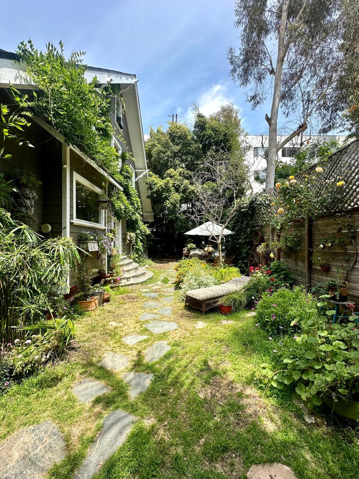 Oasis Hollywood Hébergement de vacances *